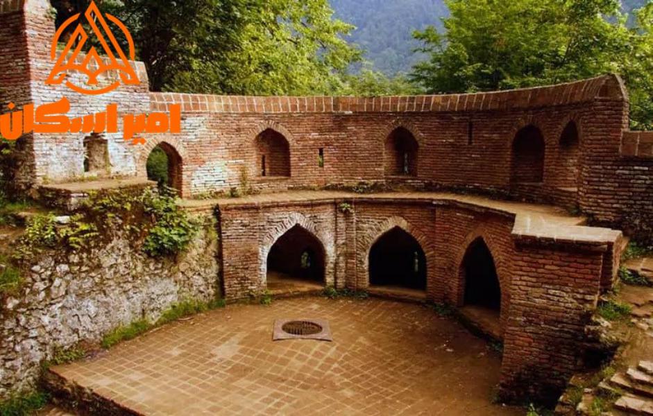 عکس داخل قلعه رودخان