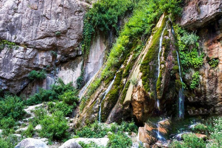 آبشار اخلمد