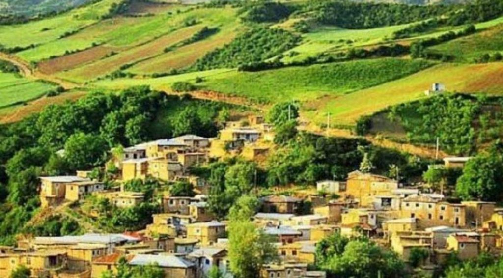 اقامت در مینودشت