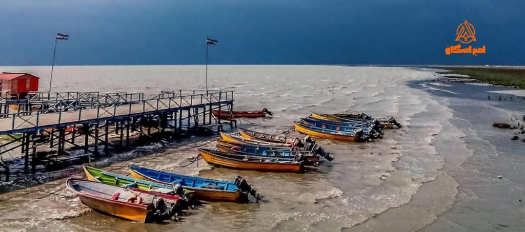 بندر ترکمن کجاست