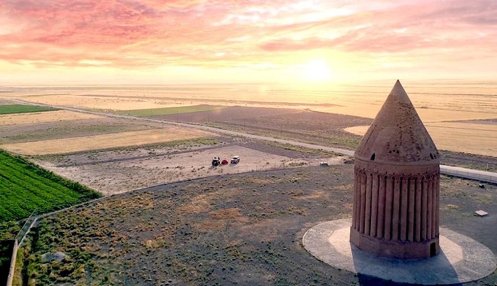 جاذبه‌های تاریخی مشهد