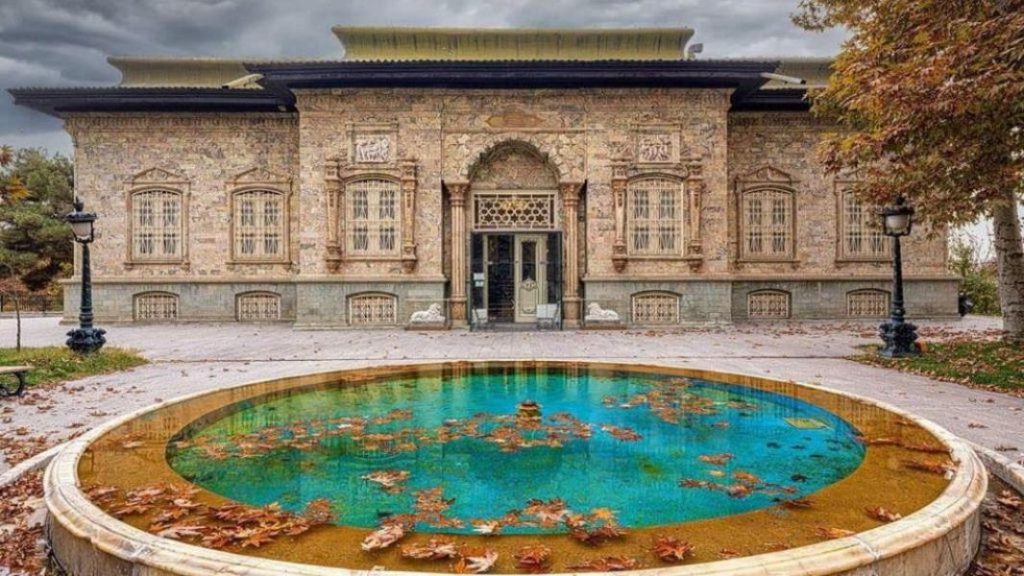 جاهای دیدنی تهران روز جمعه