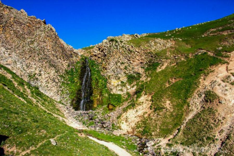 آبشار سردابه